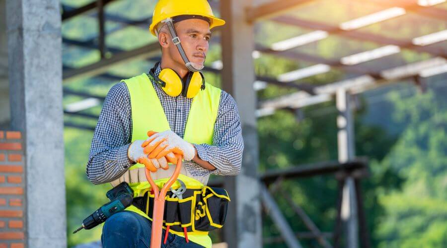 Professional gutter cleaning in Marshall, WA